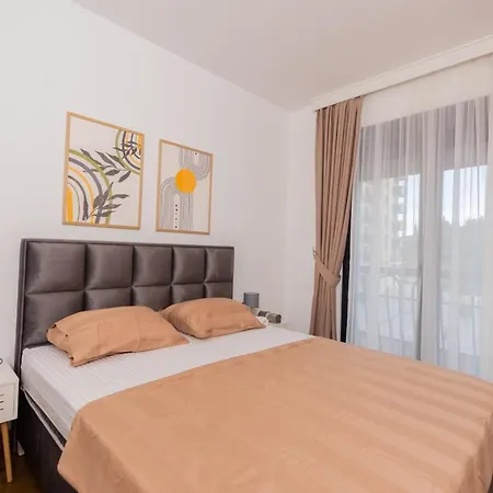 Hill Homes Compass With A Garage Podgorica